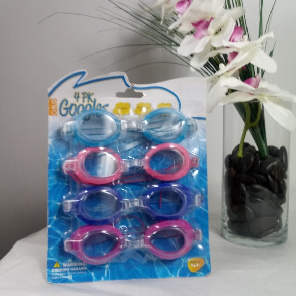 📌4/$20 Kids Swim Goggles NEW Multi-Colors 4pk - Picture 10 of 13